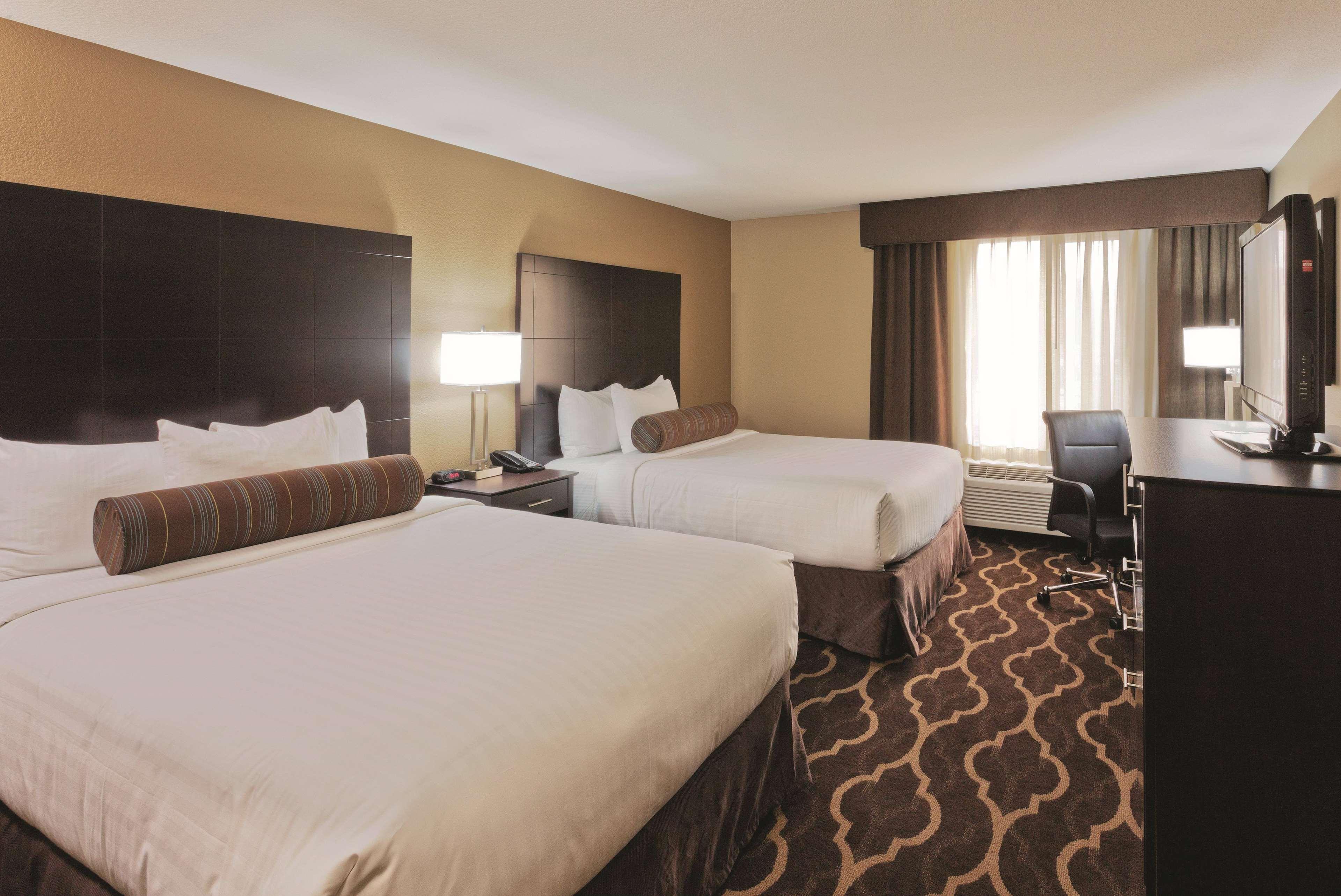 La Quinta Inn & Suites By Wyndham Lv Tropicana Stadium Las Vegas Kültér fotó
