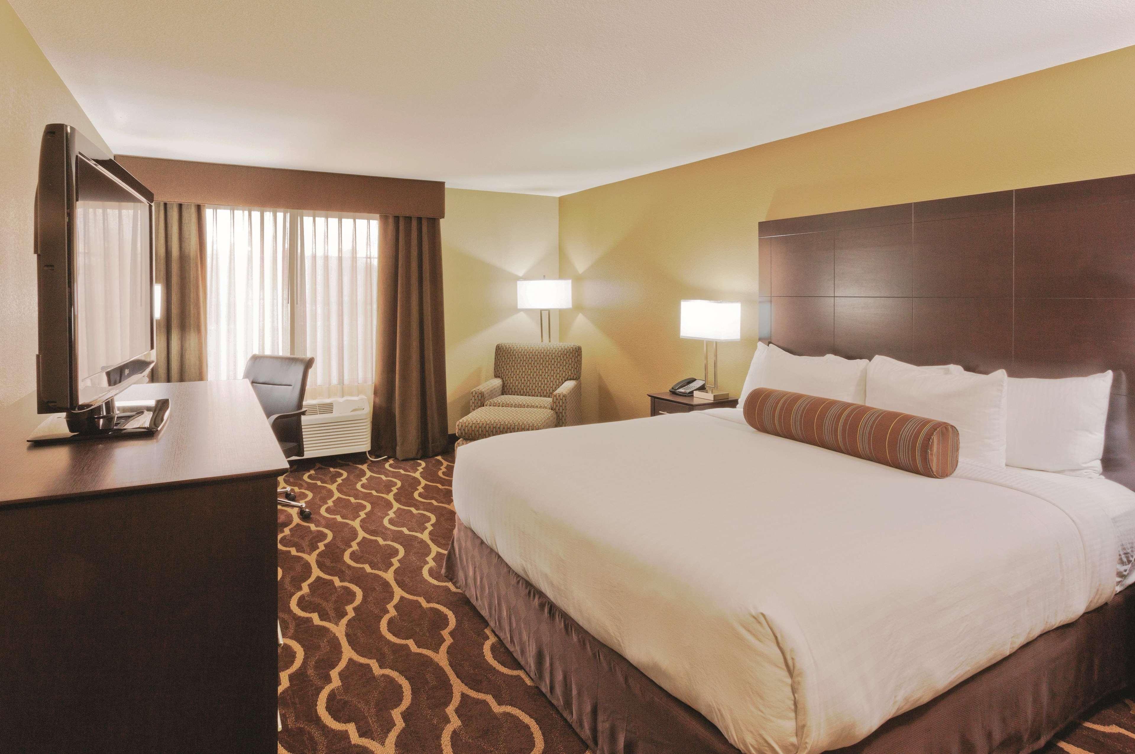 La Quinta Inn & Suites By Wyndham Lv Tropicana Stadium Las Vegas Kültér fotó