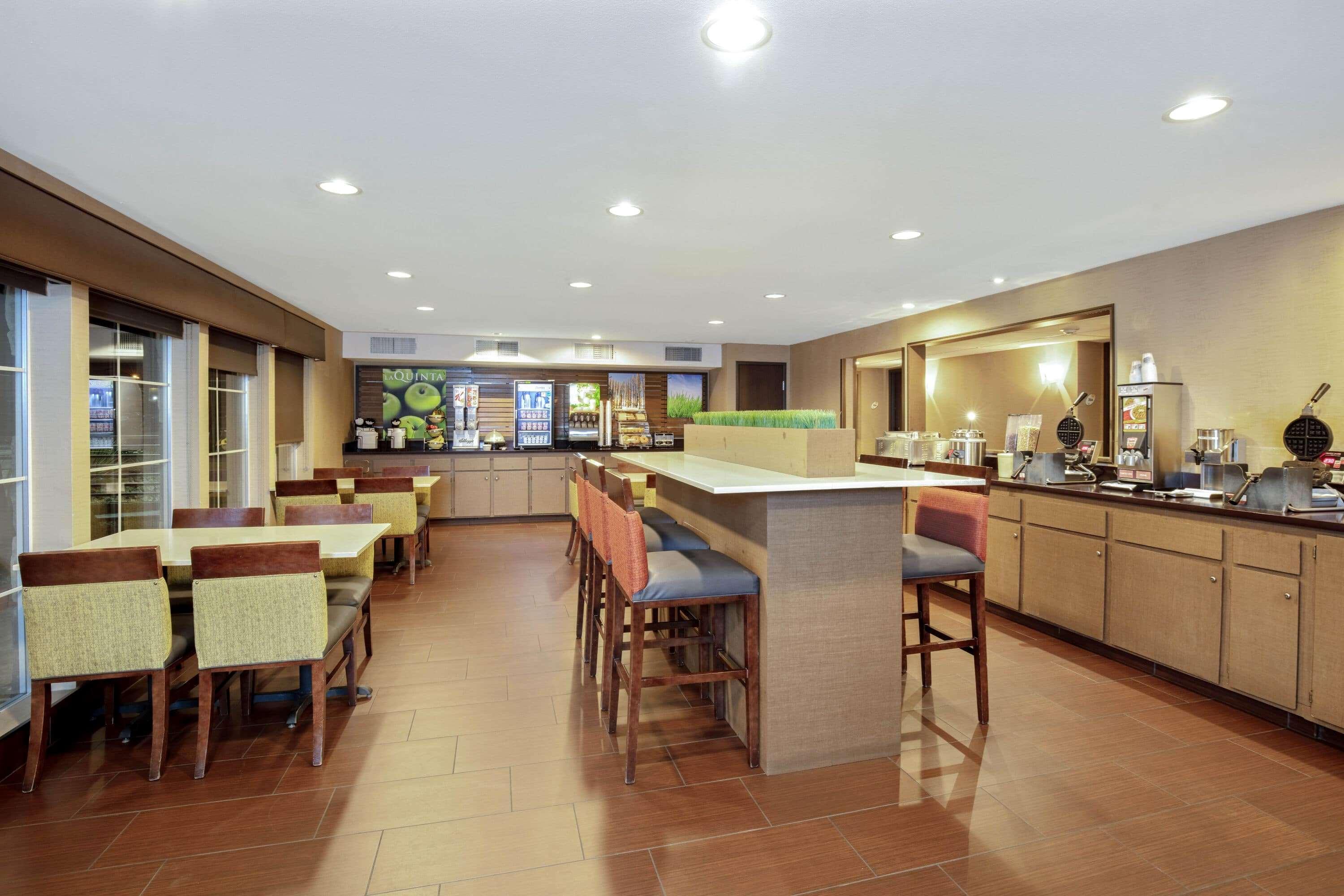 La Quinta Inn & Suites By Wyndham Lv Tropicana Stadium Las Vegas Kültér fotó