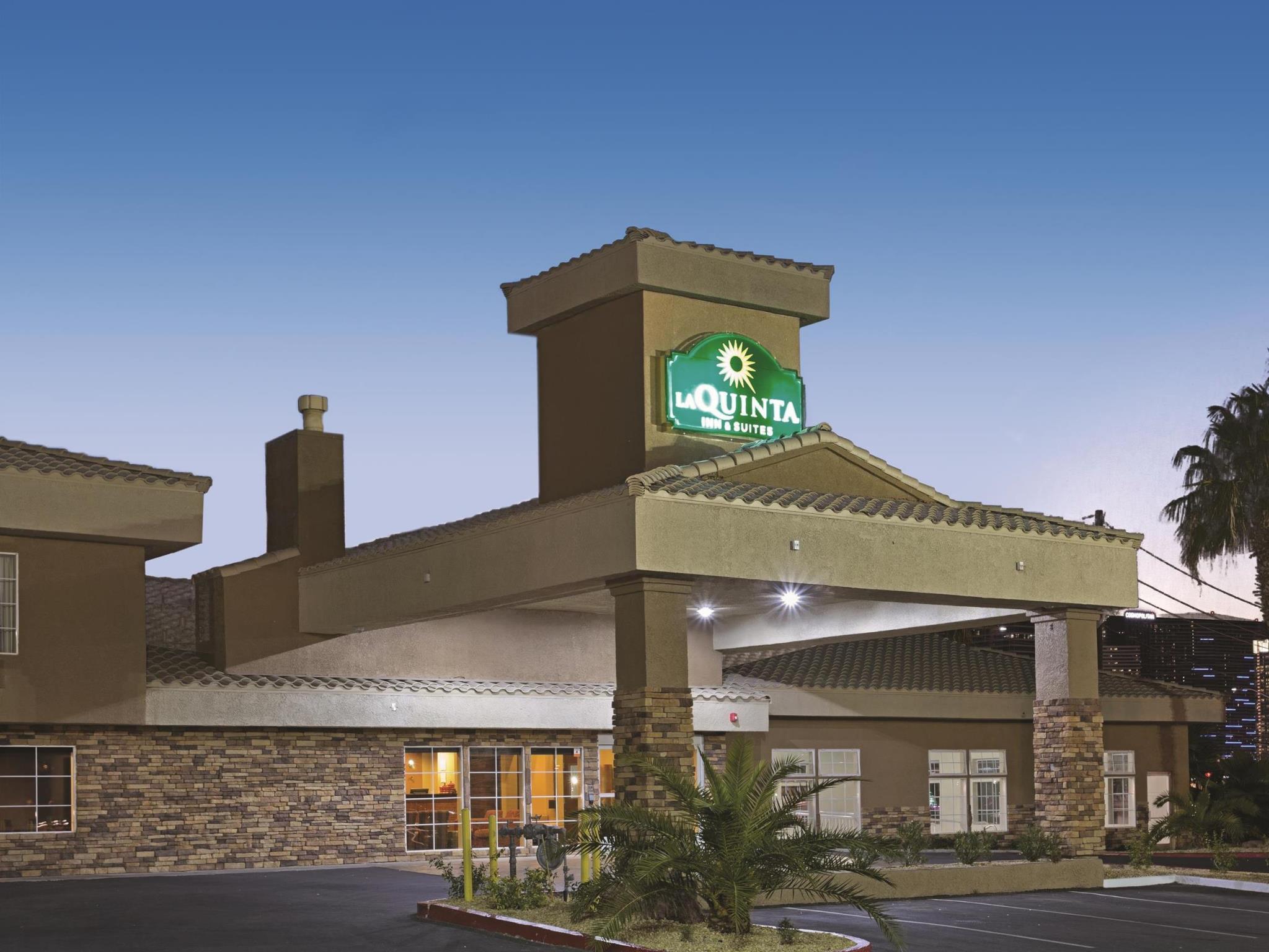 La Quinta Inn & Suites By Wyndham Lv Tropicana Stadium Las Vegas Kültér fotó