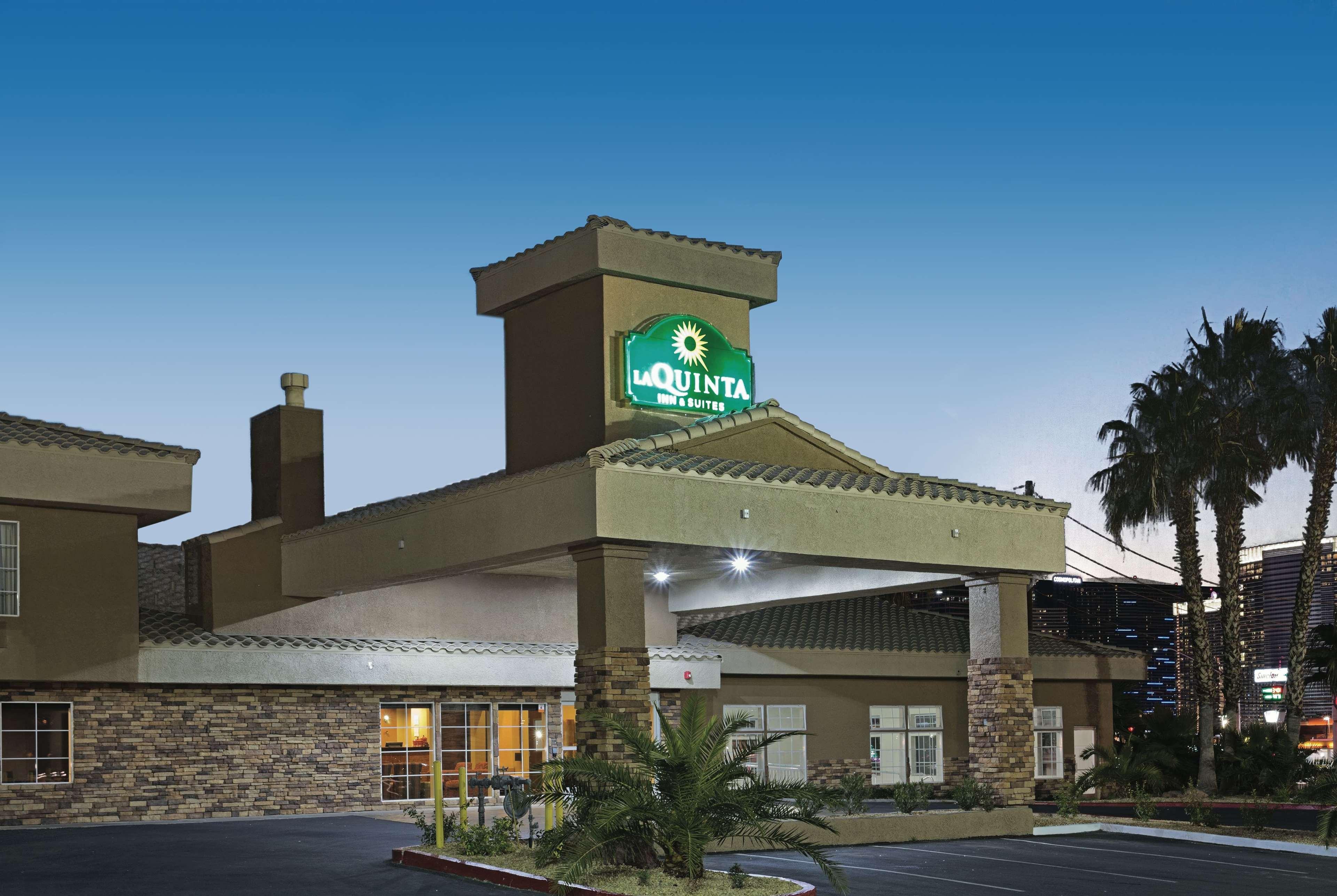 La Quinta Inn & Suites By Wyndham Lv Tropicana Stadium Las Vegas Kültér fotó