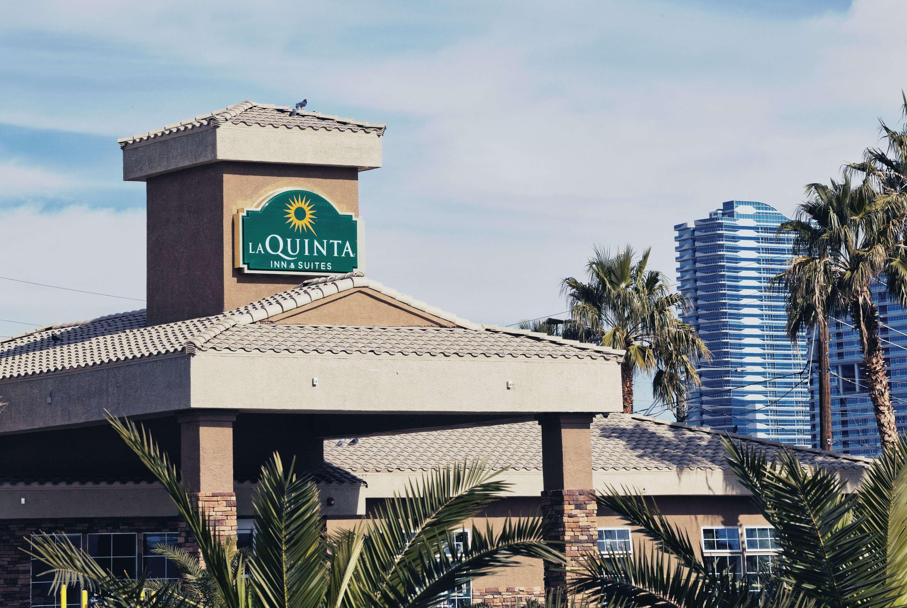 La Quinta Inn & Suites By Wyndham Lv Tropicana Stadium Las Vegas Kültér fotó